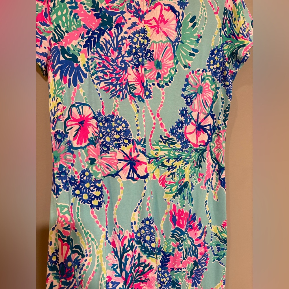 Vibrant Lilly Pulitzer Floral Short Sleeve Dress - Picture 4 of 4